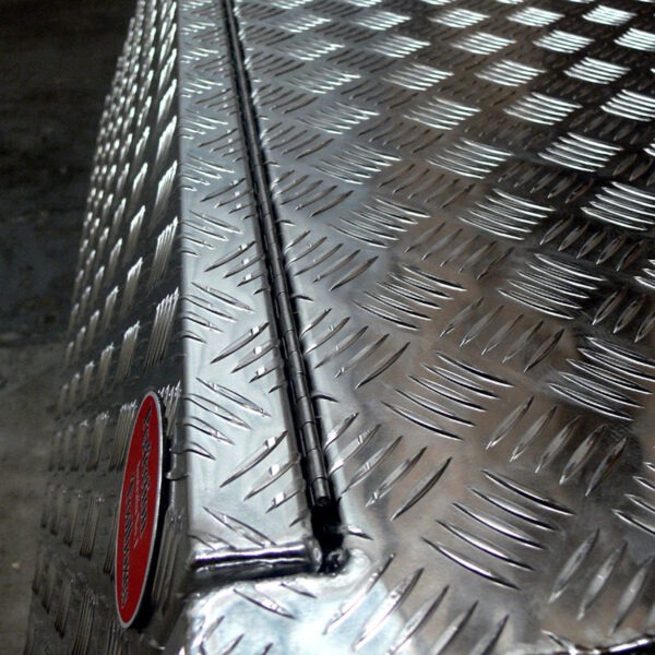 Full Open Door High Side 1400x530x820 aluminium tool box - Image 4