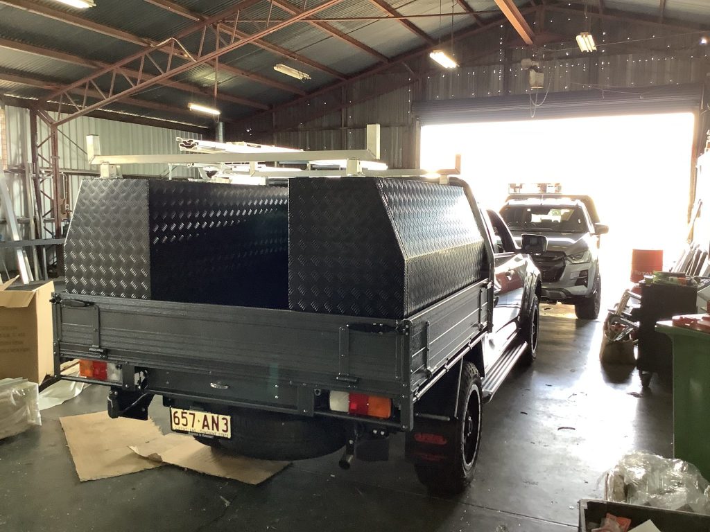 custom-ute-trays-and-tool-boxes.